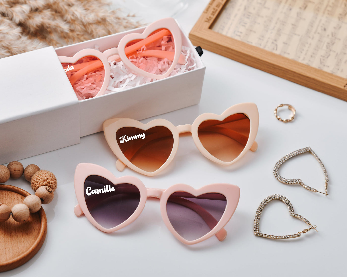 Custom Bridal Party Heart Shaped Sunglasses,Personalised Bridesmaid Gifts,Party Souvenirs,Personalized heart-shaped glasses