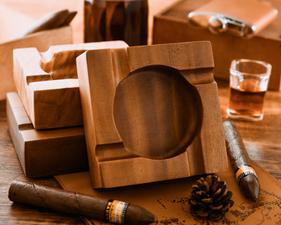 Personalized Walnut Cigar Ashtray, Perfect Present for Him or Dad, Premium Walnut Wood Cigar Holder, Gifts for Groomsmen